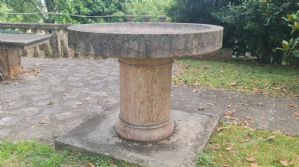 Round fountain in red marble